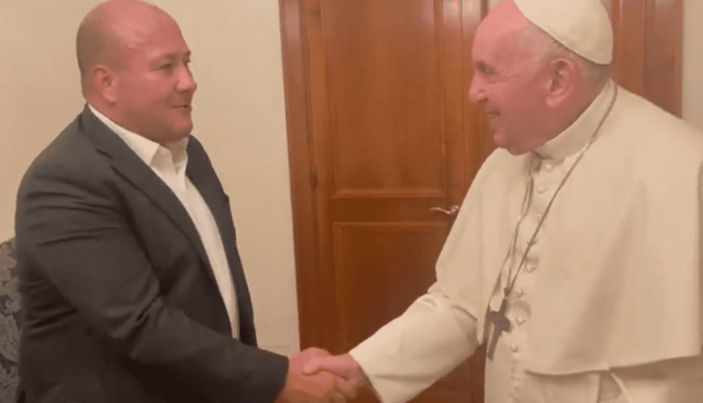 Gobernador de Jalisco presume en redes reunión con el papa Francisco (+Video)