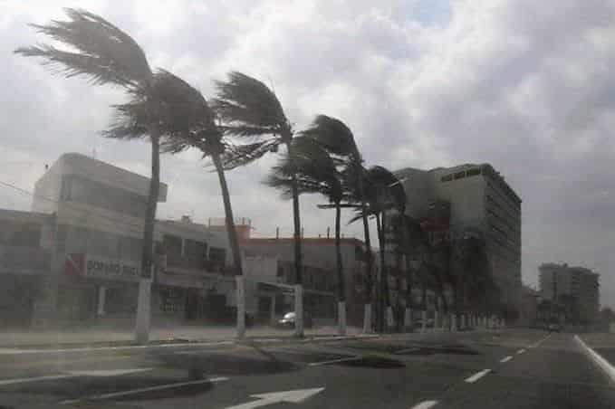 Playas de Veracruz estarán cerradas por próximo norte