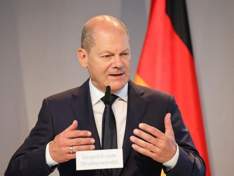 Olaf Scholz, canciller de Alemania, da positivo a covid-19