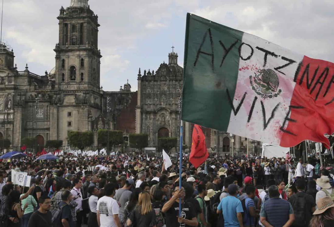 Ocho años del caso Ayotzinapa; Crimen de Estado que cimbró a México