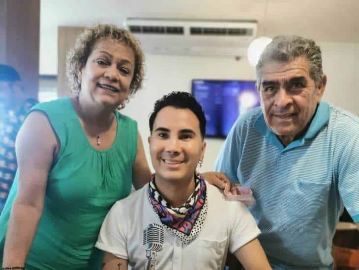 Emmanuel Sagaón El Cherry celebra su cumpleaños colmado de amor