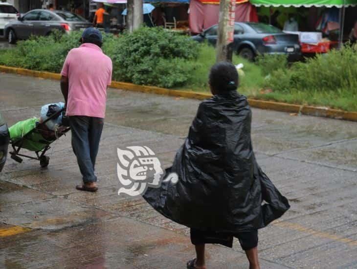 Por Ian, y Frente Frío 1, mantienen Alerta Gris en el sur de Veracruz