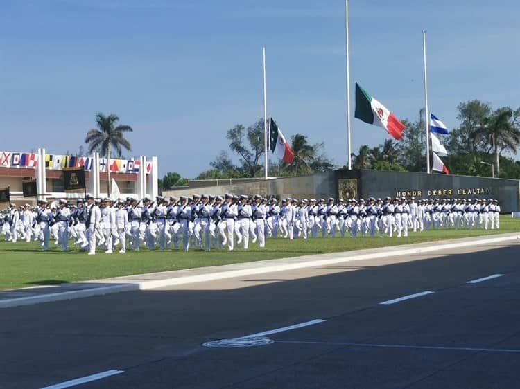 Anuncian desfile de la Marina Armada de México en Veracruz por 201 aniversario