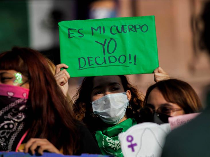 Hospitales de Veracruz deben prepararse para practicar abortos seguros: colectivos