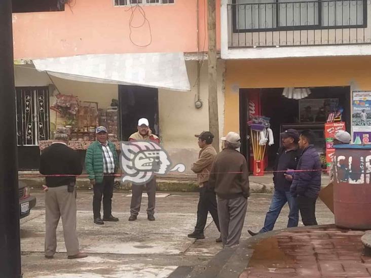 Habitantes de Ayahualulco toman palacio municipal; exigen destitución de alcalde