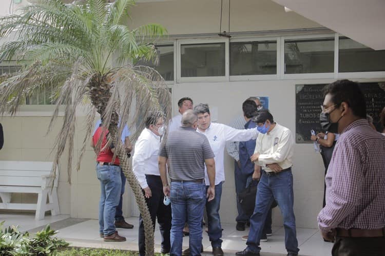 Maestros de la Facultad de Ingeniería UV realizan paro de labores (+Video)