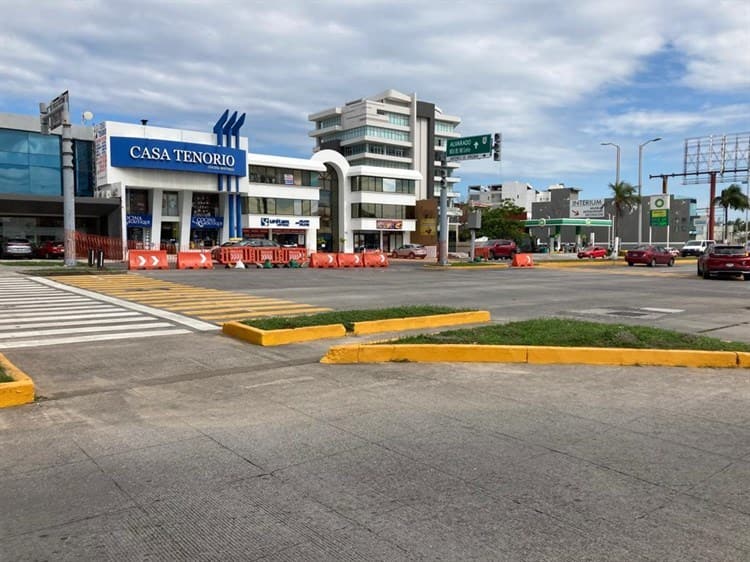 Cierran carriles en Adolfo Ruiz Cortines en Boca del Río por trabajos de CAB (+Video)