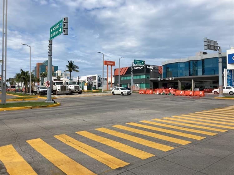 Cierran carriles en Adolfo Ruiz Cortines en Boca del Río por trabajos de CAB (+Video)