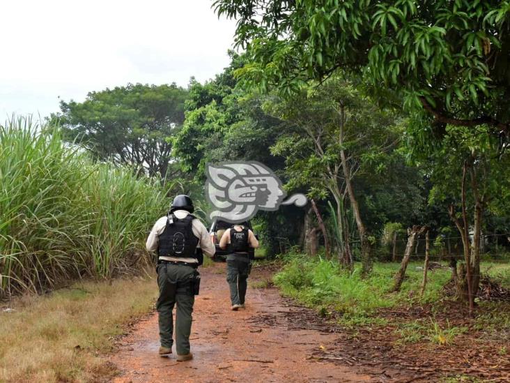 Con palos y machetes, persiguen a delincuentes tras asalto en Acayucan (+Video)