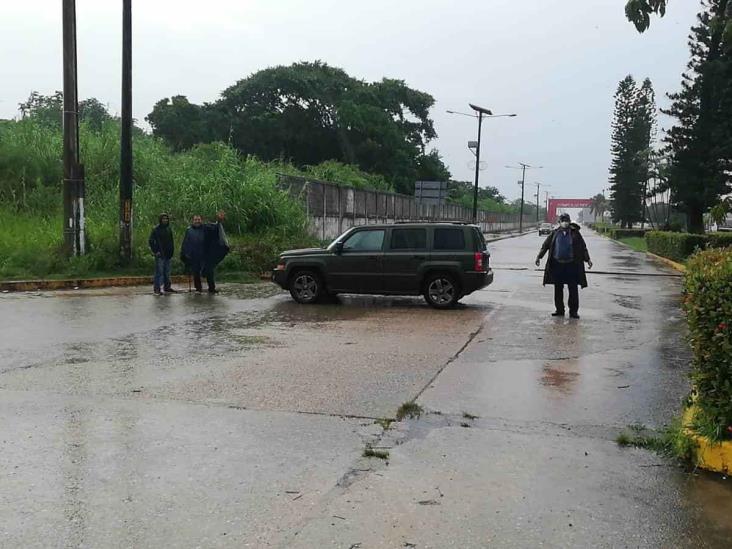 Jubilados levantan bloqueo al Complejo Morelos; exigen liberación de pagos(+Video)