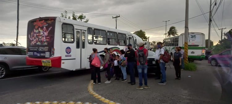 Accidentes automovilísticos ocasionan caos vial en Veracruz