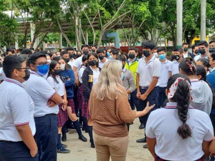 Realizan Simulacro en preparatoria de Cardel