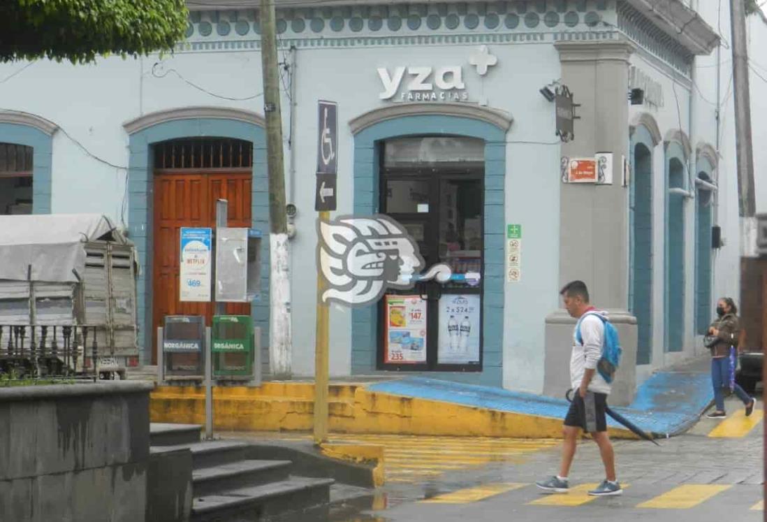 Asaltan farmacia en el centro de Misantla