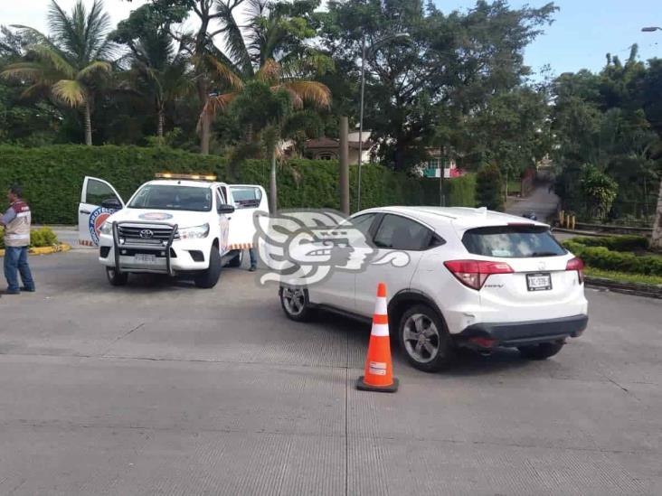 Fuerte accidente frente al arco de Shangri-La de Fortín