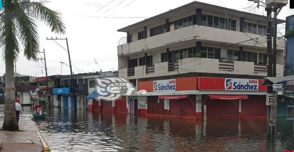 PC y Bomberos continúan con el monitoreo del río Coatzacoalcos