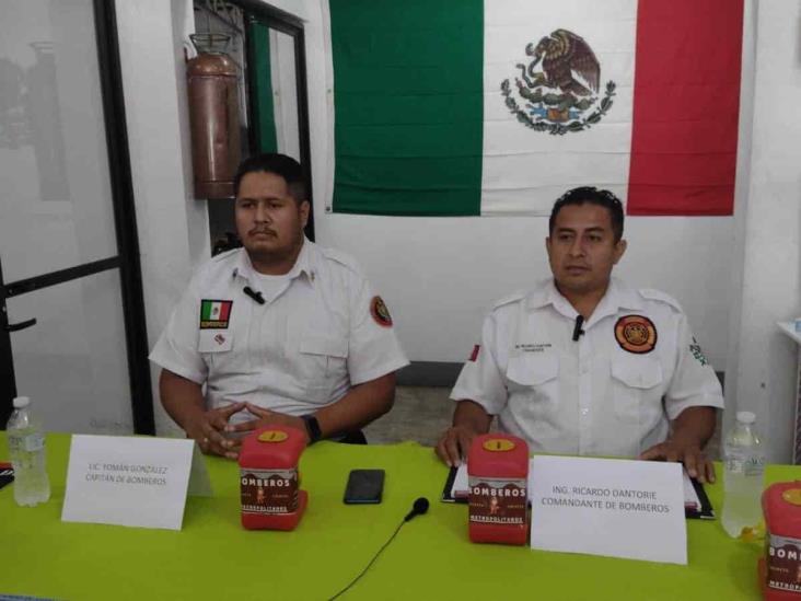 Inician Bomberos Metropolitanos campaña Un chorro de ayuda