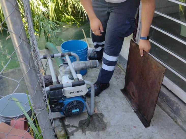 Inician Bomberos Metropolitanos campaña Un chorro de ayuda