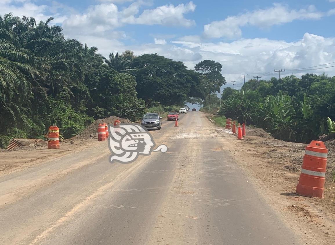 En tiempo record rehabilitan puente caído en la Costera del Golfo