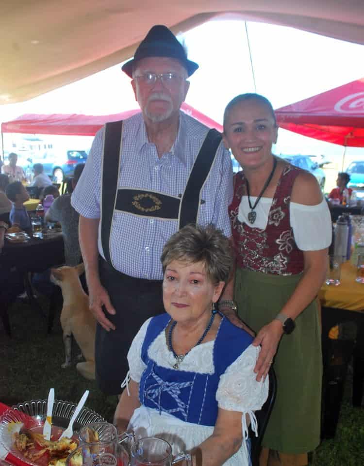 Más de mil personas disfrutan en el Oktoberfest 2022 tradición alemana en  Veracruz