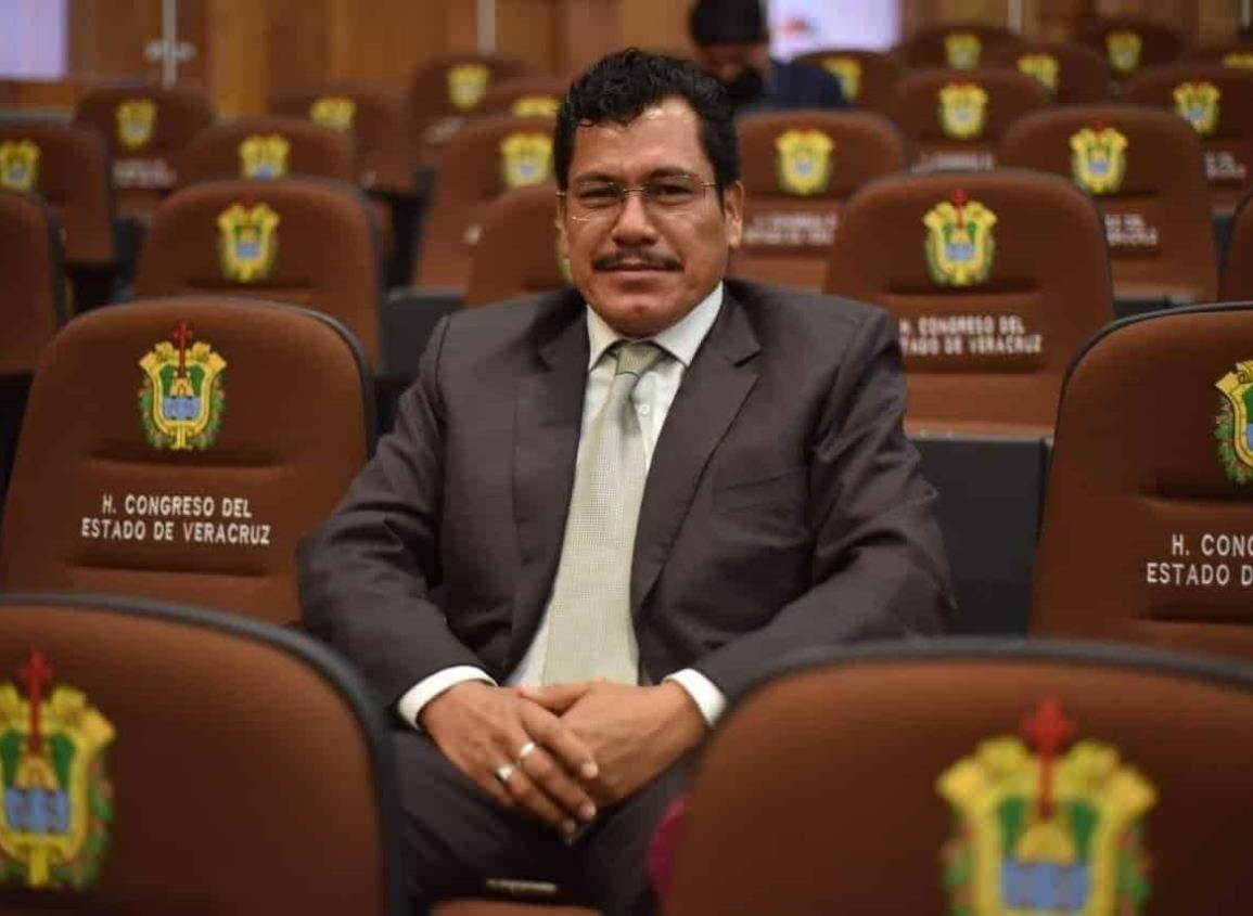 Tras amenazas, diputado de Veracruz refuerza su seguridad con guardaespaldas