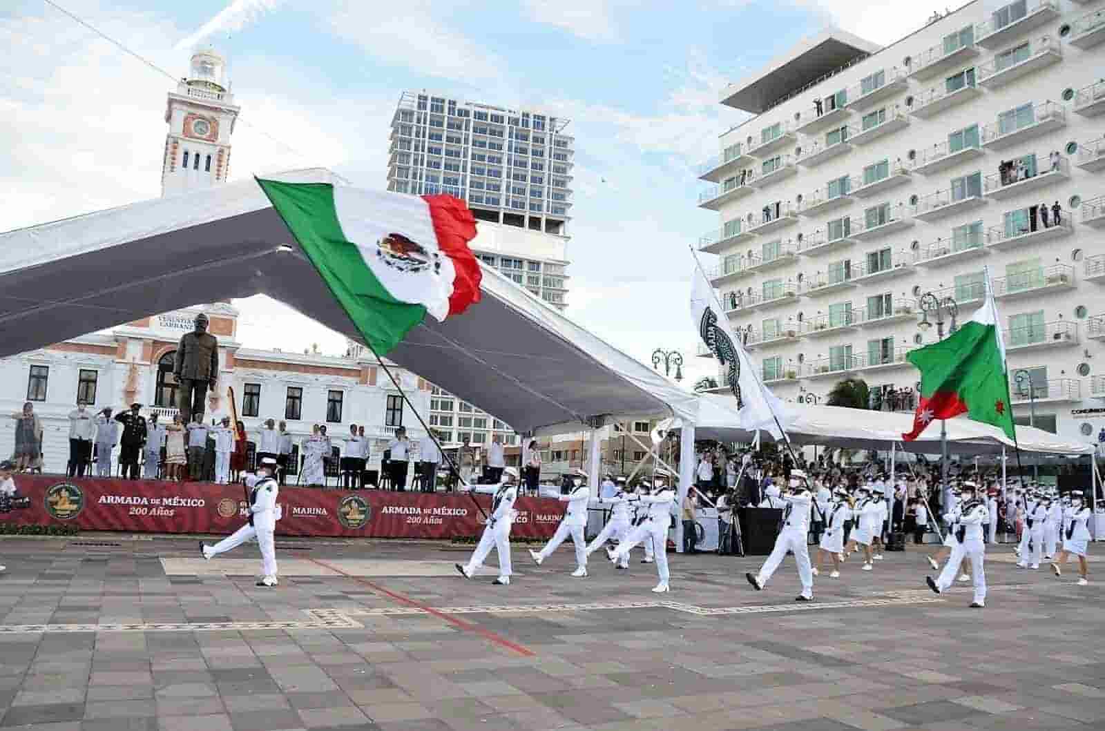 ¡No te lo pierdas!; mañana hay desfile militar en Macroplaza del Malecón de Veracruz