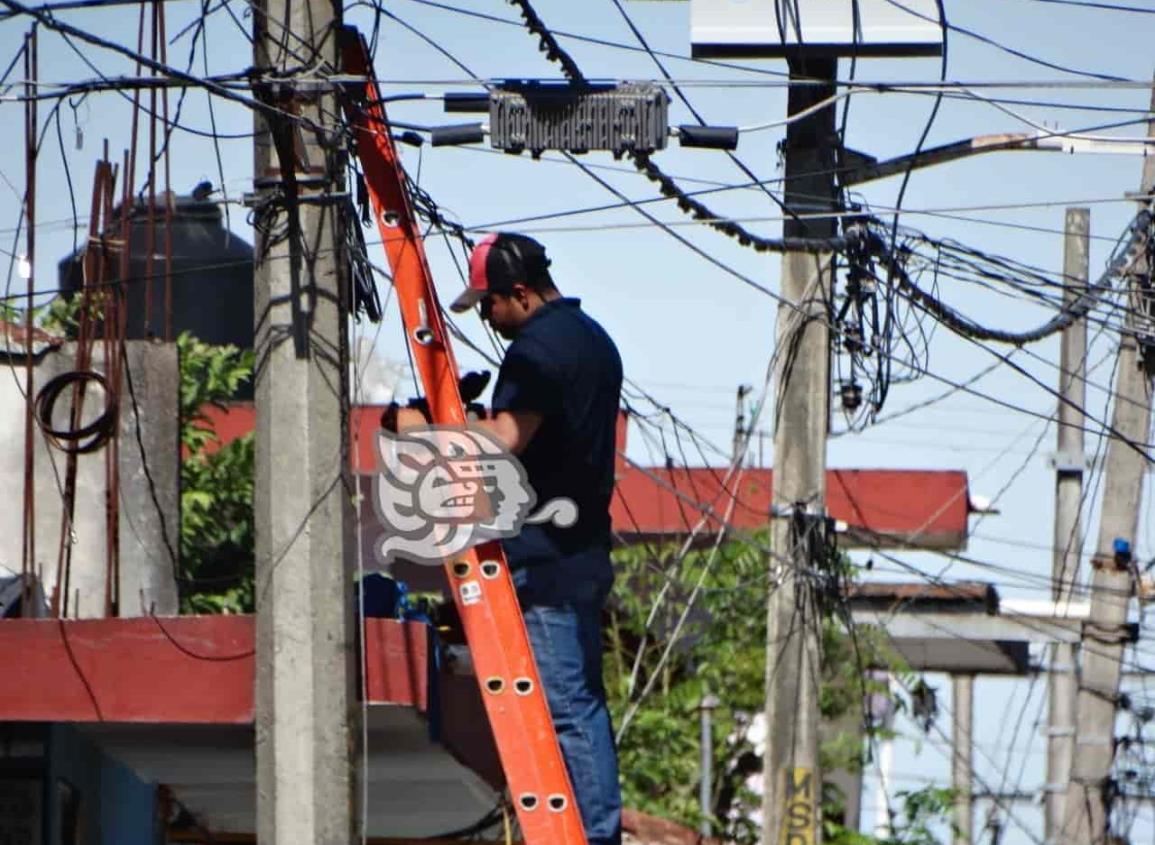 ¡Misantla, de cabeza! Se cae red de telefonía e internet; ciudadanos, afectados