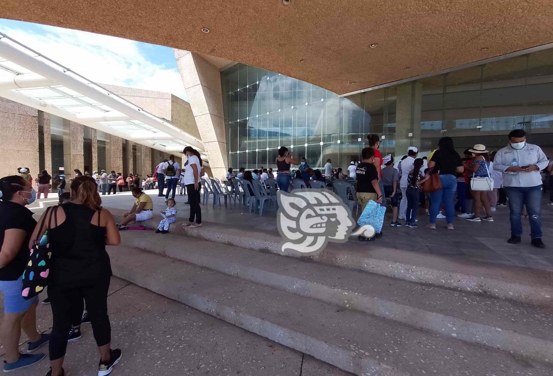 Habilitan Centro de Convenciones como sede de vacunación(+Video)