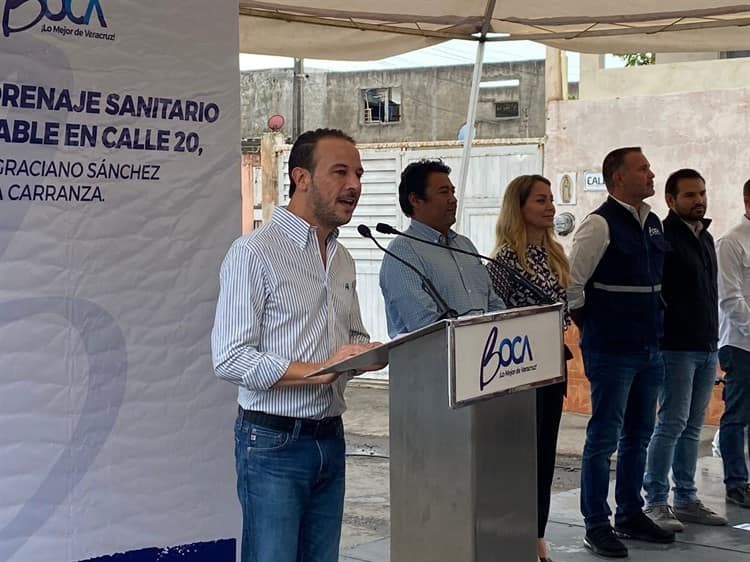 Video: Inicia rehabilitación del drenaje sanitario en colonia de Boca del Río