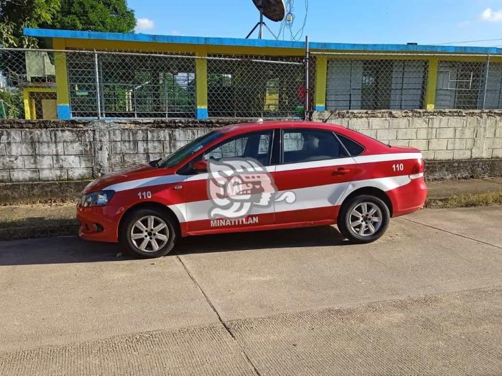 Taxi supuestamente abandonado alertó a vecinos