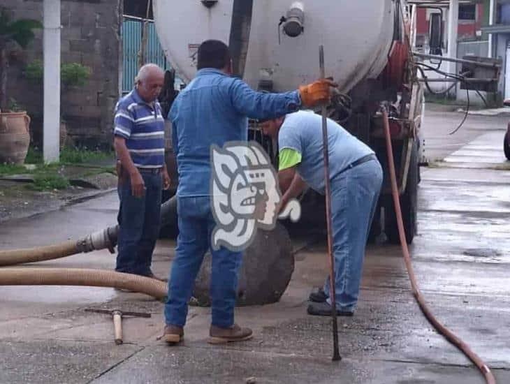 En Nanchital, durante 15 días limpiarán el sistema de drenaje