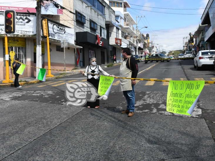 Mejora urbana, pretexto para cobrar más, acusan comerciantes de Xalapa (+Video)