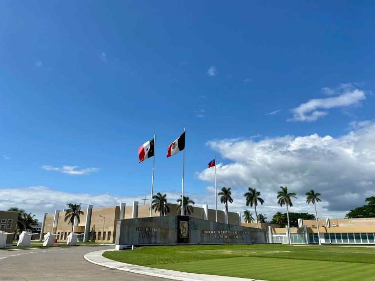 Escuela Naval Militar en Antón Lizardo forja a mil 173 cadetes para servir