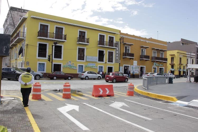 Por tercer día consecutivo, ambulantes no pueden ingresar al Malecón de Veracruz