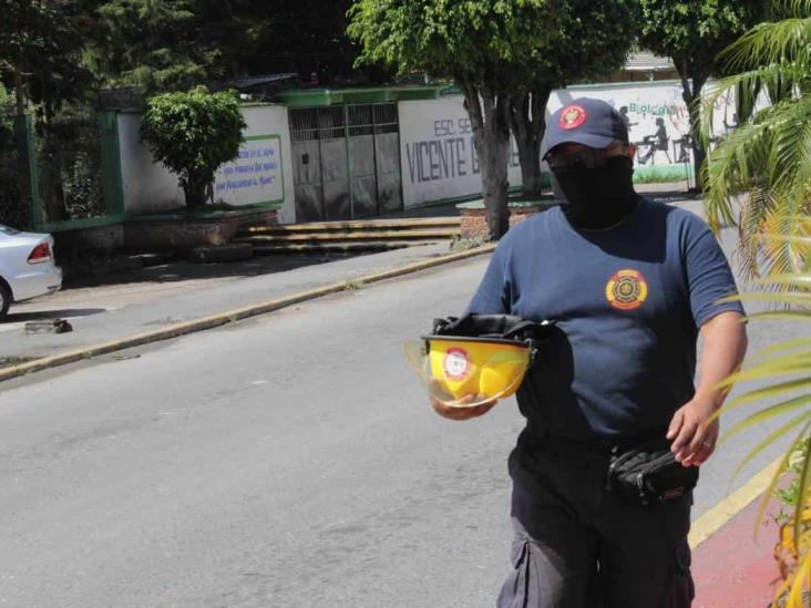 Bomberos metropolitanos botean para poder comprar un camión