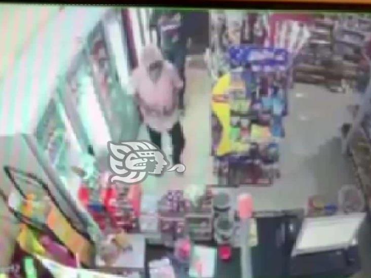 ¡No cesan los robos en Misantla! Cámaras captan a ladrones de tienda (+Video)