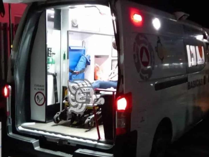 Menor de edad da a luz en camioneta camino al hospital; fue en Chocamán