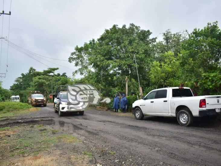 Familias en riesgo de intoxicación por fuga en ducto de Pemex, en Texistepec(+Video)