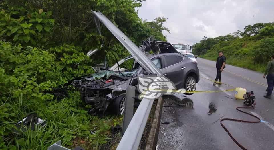 Dos muertos en accidente carretero de Las Choapas