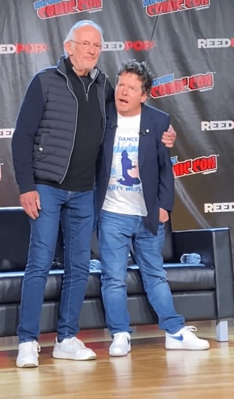Realizan emotivo reencuentro protagonistas de "Volver al Futuro" (+Video)