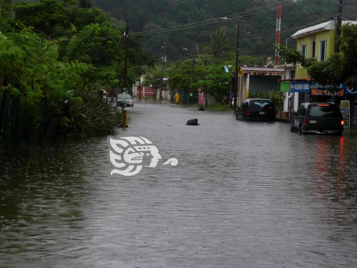 Avenidas de Coatzacoalcos se vuelven ríos tras lluvias torrenciales(+Videos)