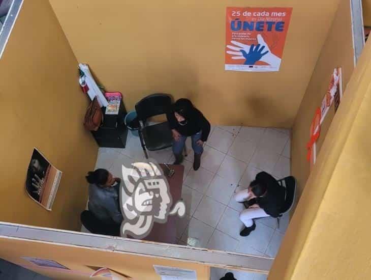 Destituye alcaldesa de Sayula a directora del IMM