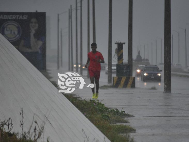 Lluvia da ligera tregua a Coatzacoalcos; no se bajará la guardia: PC