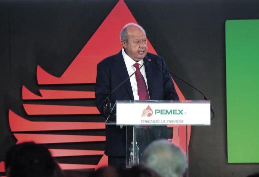 Romero Deschamps se fue sin comprobar más de 600 mdp de la Caja Chica