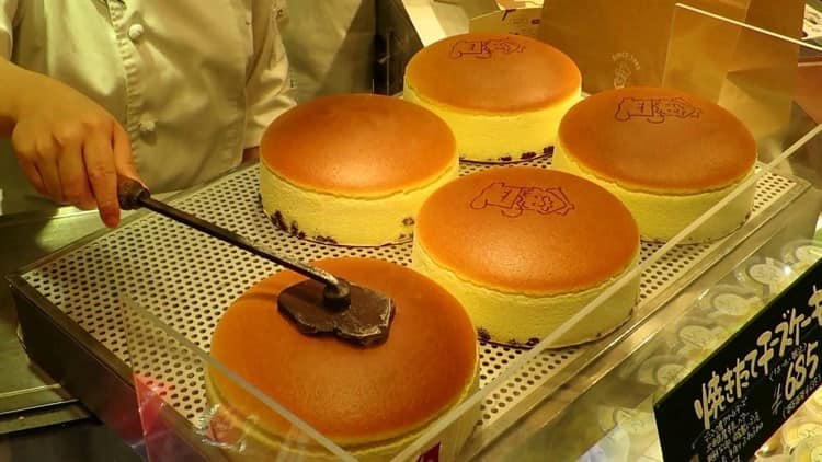 Conoce al icono de tierras niponas: el cheesecake japonés