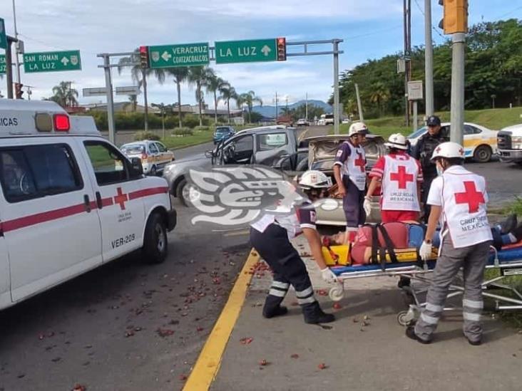 Accidente en El Diamante de Córdoba deja 2 lesionados (+Video)