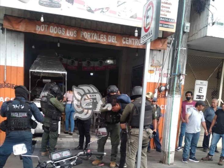 En Fortín de las Flores, ciudadanos someten a delincuente; intentó asaltar comercio