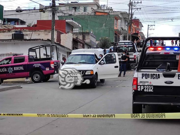 A puñaladas, asesinan a hombre en Xalapa; presunto homicida se dio a la fuga