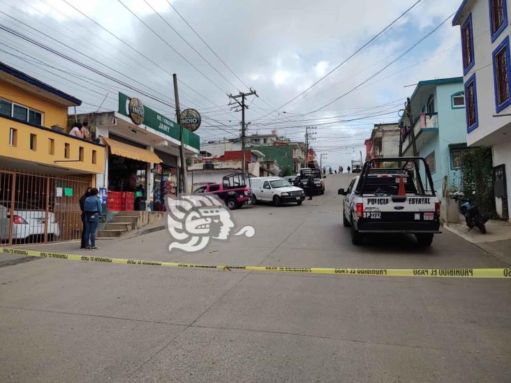 A puñaladas, asesinan a hombre en Xalapa; presunto homicida se dio a la fuga