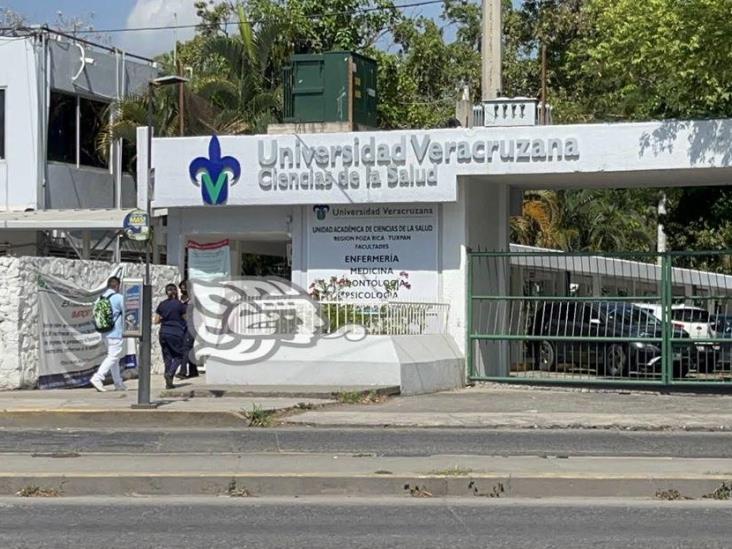 En Poza Rica también protestan estudiantes de la UV