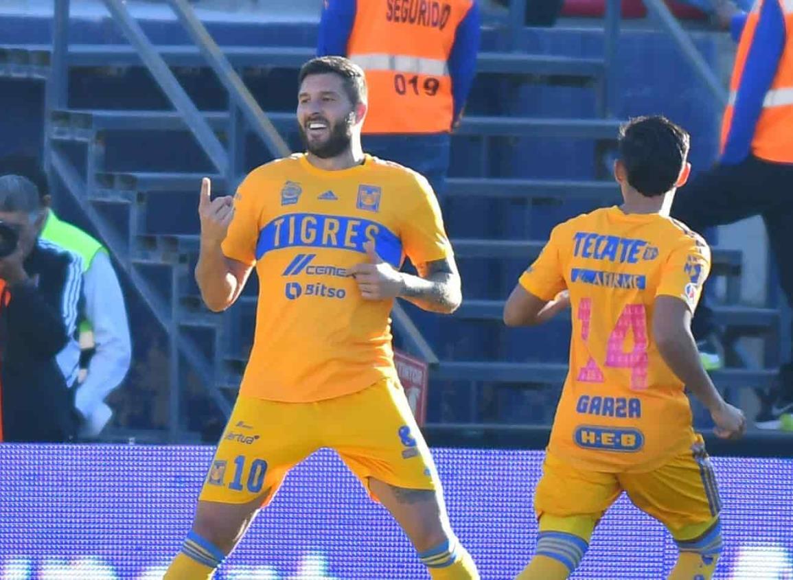 Pone “Piojo” a Gignac a la altura de Cabinho y Reinoso